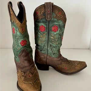 Like New Laredo Miss Kate Heeled Cowgirl Boots